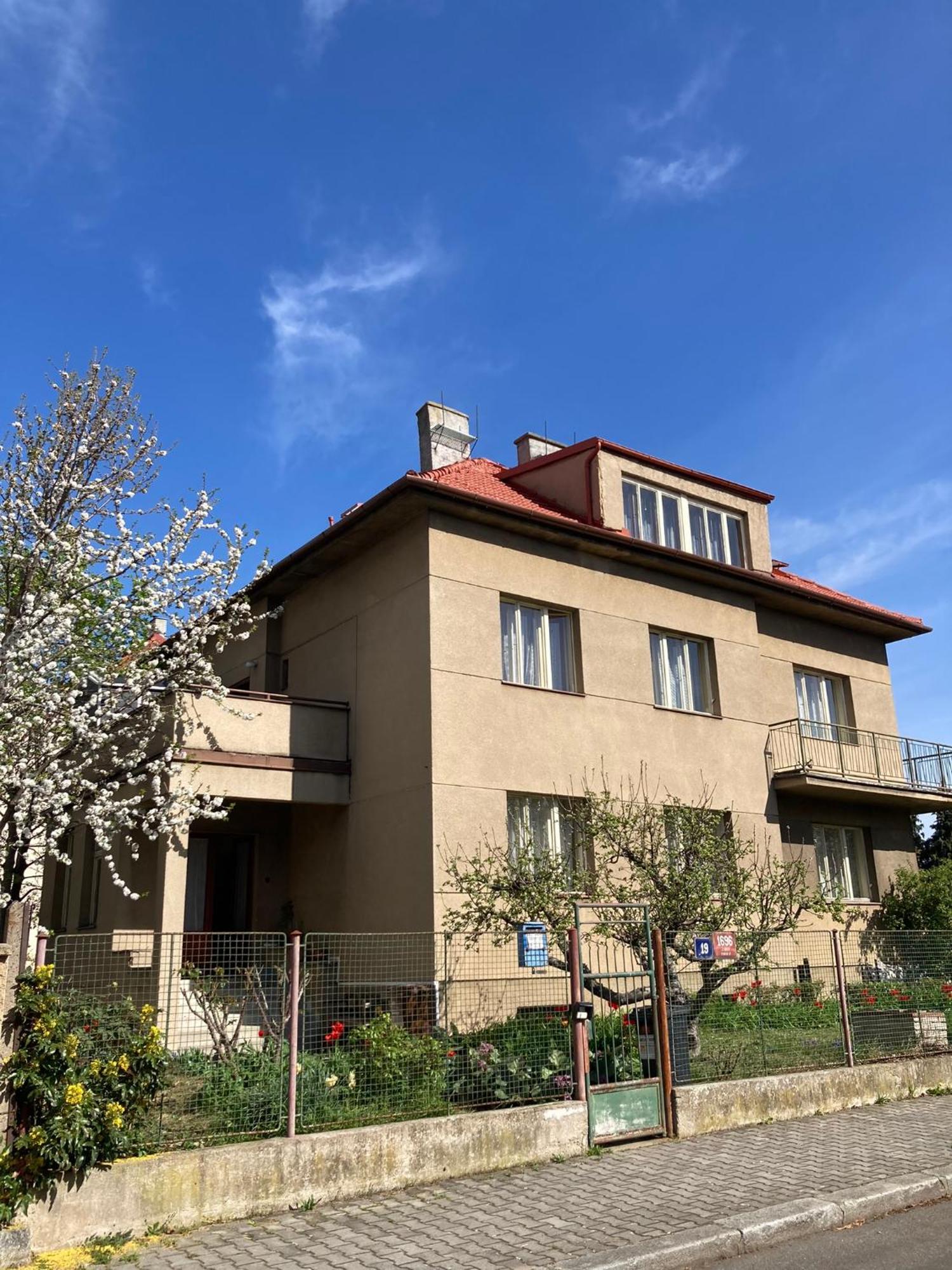 Spacious Apartment - Free Parking! Prague Exterior photo