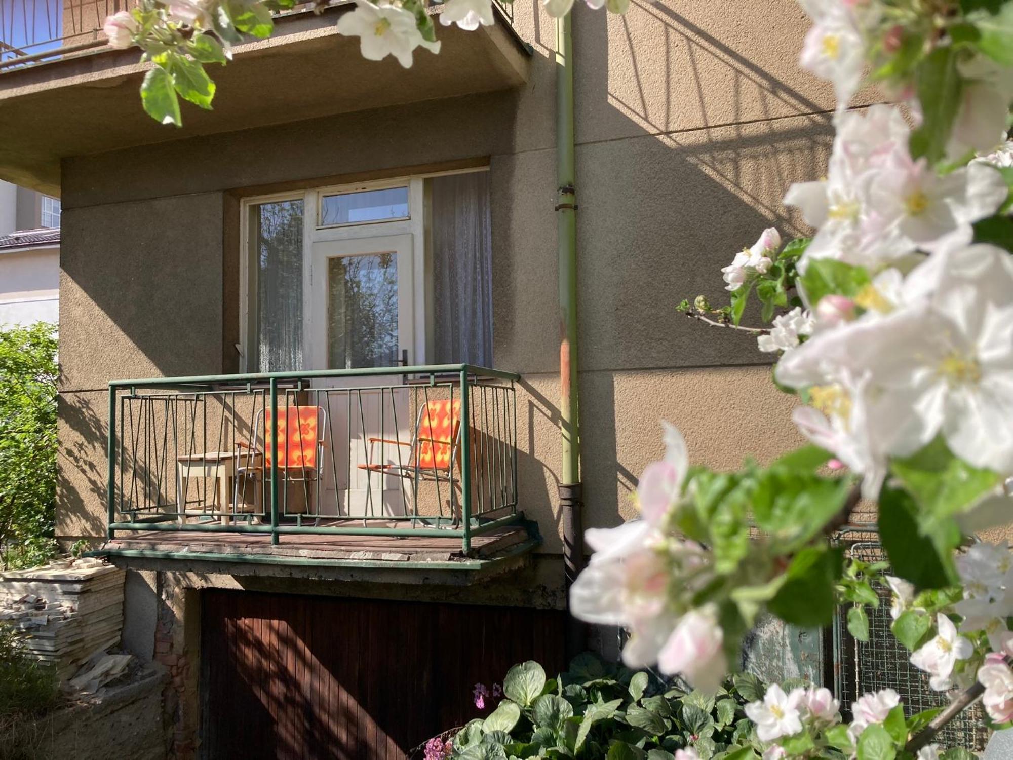 Spacious Apartment - Free Parking! Prague Exterior photo